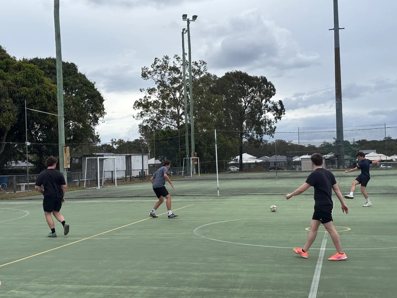 YACL 2nd Game Day! We got an even better turn out from Rivers, with Real Life making their first appearance, and JC Family unfortunately taking a leave of absence. It was great to see everyone out on the court. Before the game both teams ca